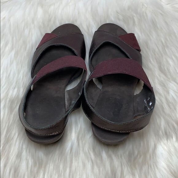 Munro Darling Wine Wide Width Heeled Sandals Sz 7W - Picture 4 of 7